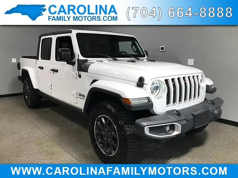 2020 Jeep Gladiator Overland's photo
