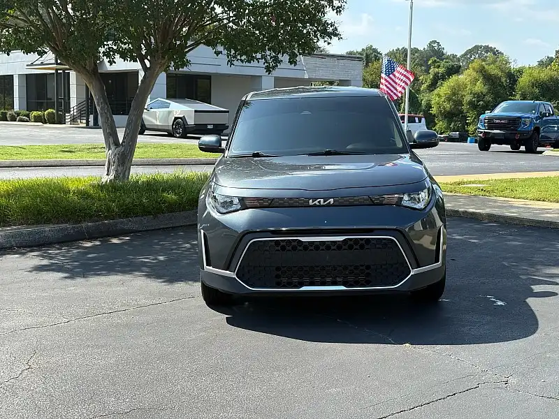 2025 Kia Soul 2.0 LX IVT's photo