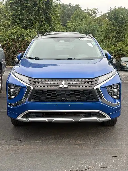 2023 Mitsubishi Eclipse Cross SE S-AWC's photo