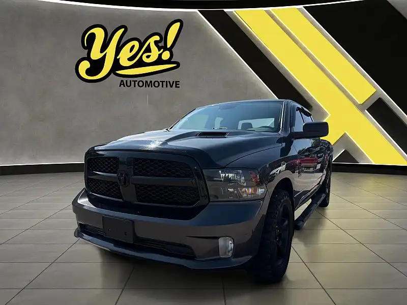2019 RAM 1500 Classic Express Crew Cab 4x4 5'7's photo