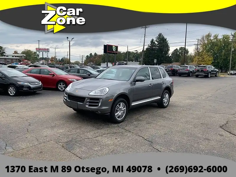 2010 Porsche Cayenne Tiptronic's photo