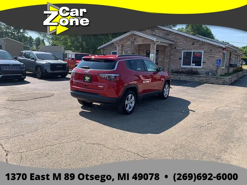 2018 Jeep Compass Latitude 4X4 photo 5