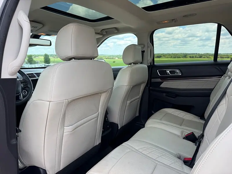 2017 Ford Explorer Platinum 4WD photo 5