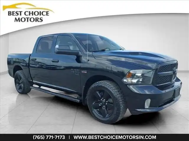 2020 RAM 1500 Classic Express Crew Cab 4x4 5'7's photo