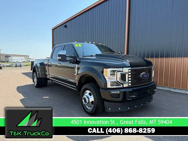 2022 Ford F-350 Platinum 4x4 Crew Cab 176 in DRW's photo