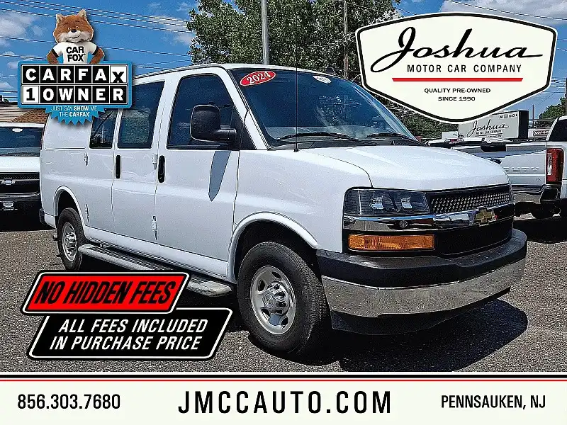 2024 Chevrolet Express 2500 Work Van HD's photo