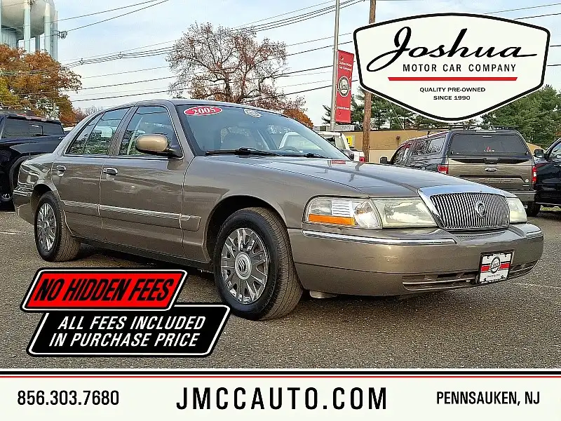 2005 Mercury Grand Marquis GS's photo