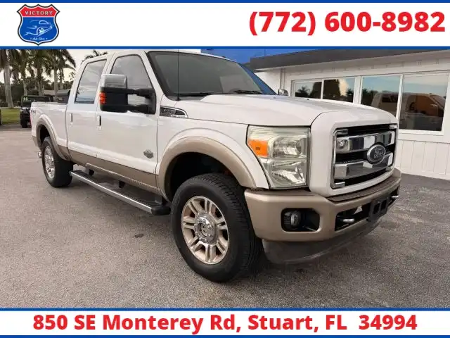2011 Ford F-250 XL 4WD Crew Cab 156 in's photo