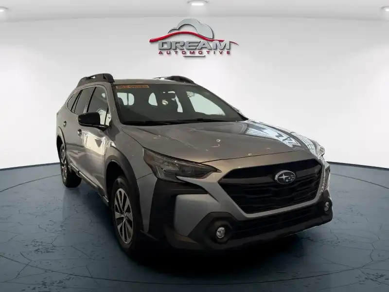 2023 Subaru Outback Premium's photo