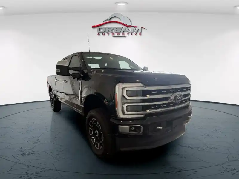 2023 Ford F-250 Platinum 4x4 Crew Cab 8' Box's photo