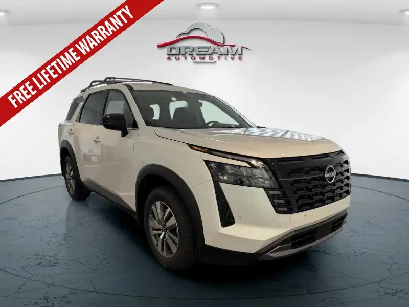 2026 Nissan Pathfinder SL 4WD's photo