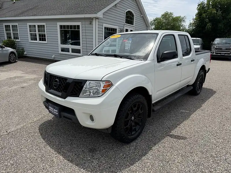 2019 Nissan Frontier 4.0 SV Crew Cab 4X4 AT SWB's photo