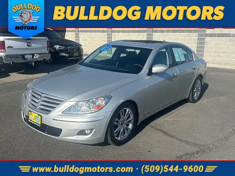 2010 Hyundai Genesis 4.6's photo