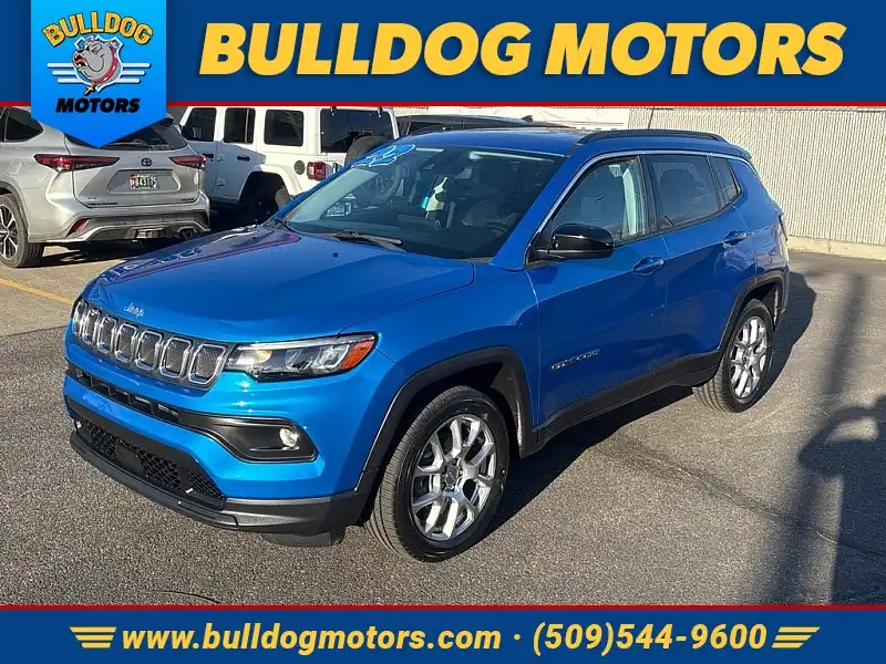 2022 Jeep Compass Latitude Lux 4X4's photo
