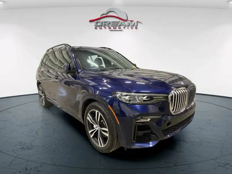 2020 BMW X7 xDrive40i's photo