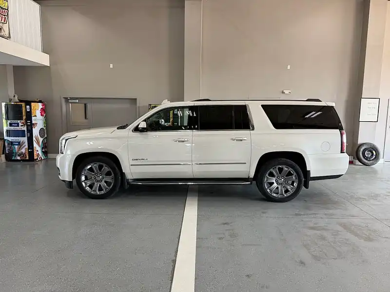 2015 GMC Yukon Denali AWD's photo