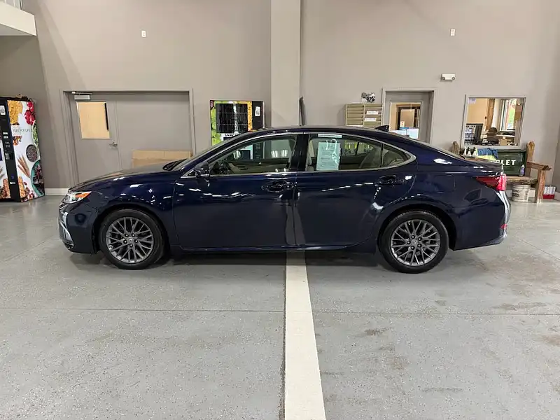 2018 Lexus ES 350 ES 350's photo