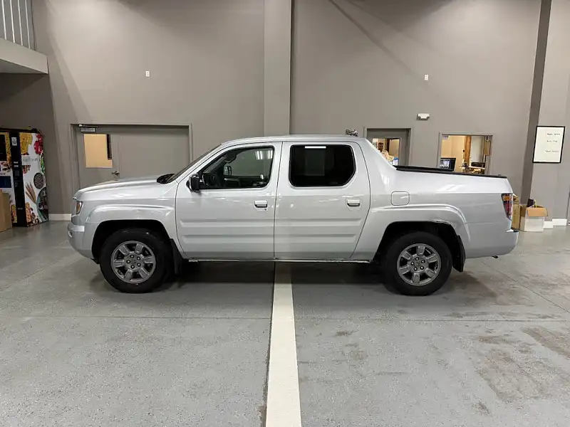 2008 Honda Ridgeline RTX's photo