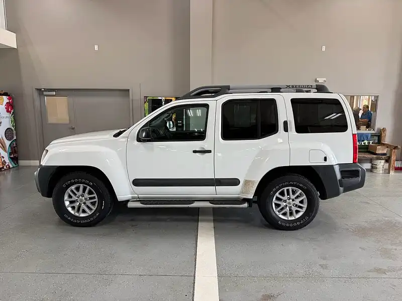 2015 Nissan Xterra S 4x2 AT's photo