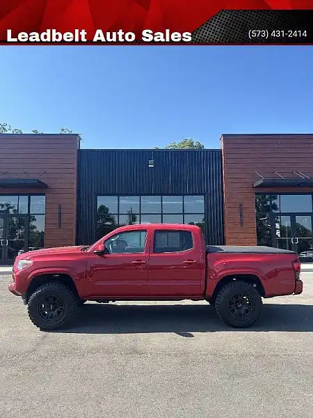 2023 Toyota Tacoma SR Double Cab 4WD V6 Auto Short Bed's photo
