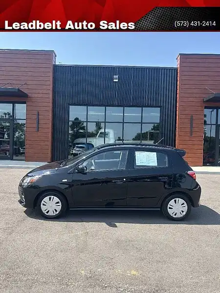 2024 Mitsubishi Mirage ES CVT's photo