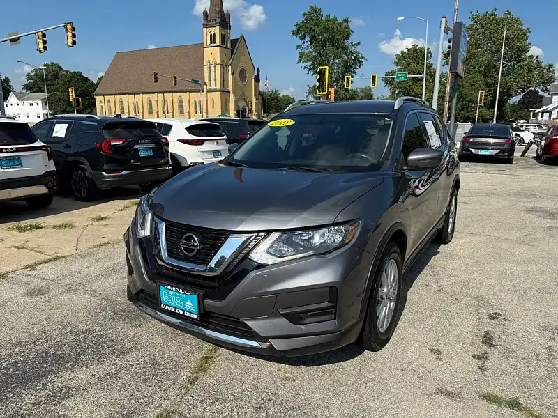 2018 Nissan Rogue SV FWD's photo