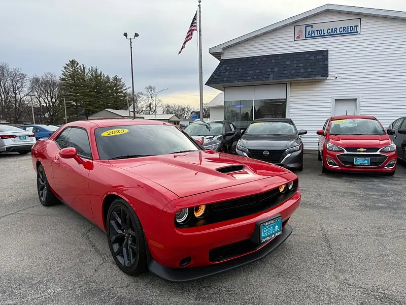 2023 Dodge Challenger GT Auto photo 3
