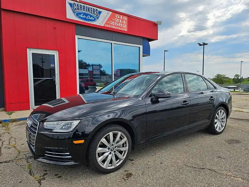 2017 Audi A4 2.0T Premium quattro S tronic's photo