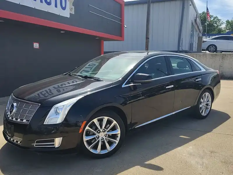2014 Cadillac XTS 3.6L AWD Platinum Collection's photo