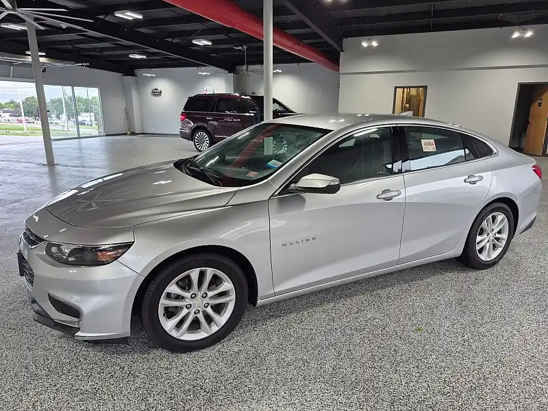 2016 Chevrolet Malibu 1LT's photo