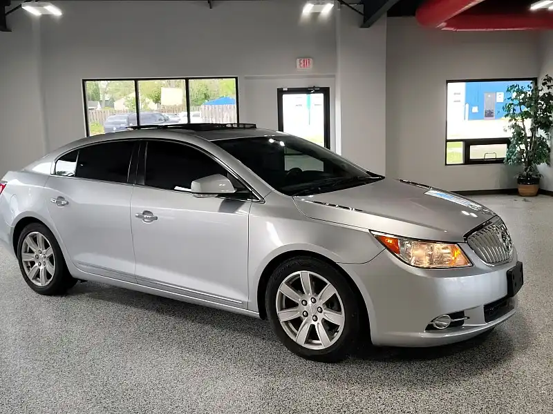2010 Buick LaCrosse CXL's photo