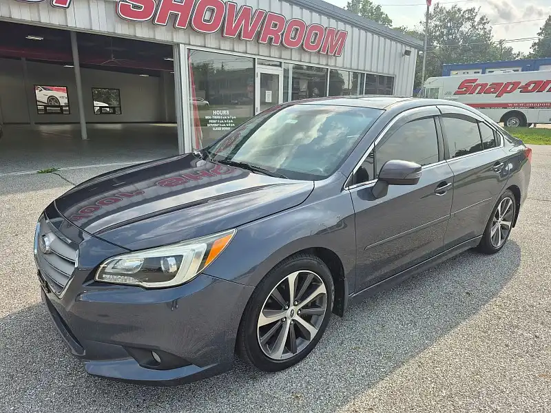 2015 Subaru Legacy 3.6R Limited AT's photo