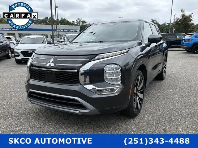 2025 Mitsubishi Outlander SE 2WD's photo