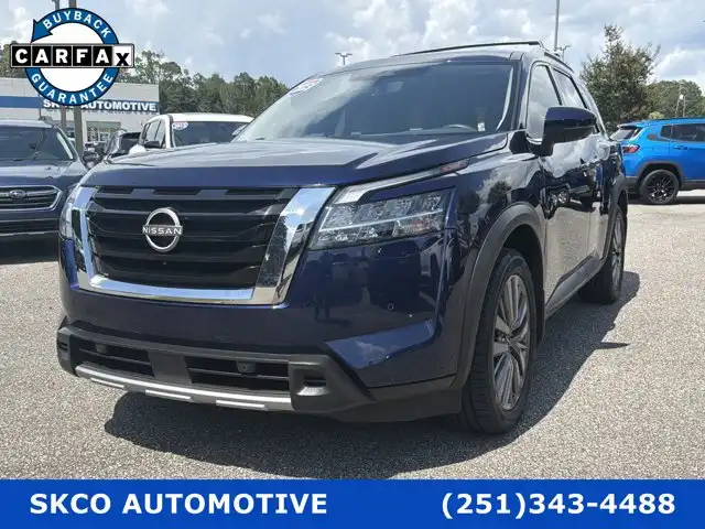 2023 Nissan Pathfinder SL FWD's photo