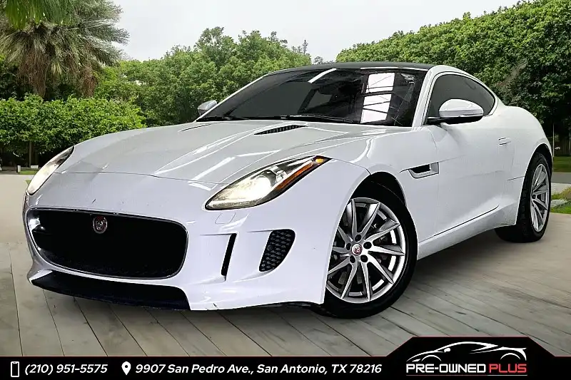 2017 Jaguar F-TYPE Premium Coupe's photo