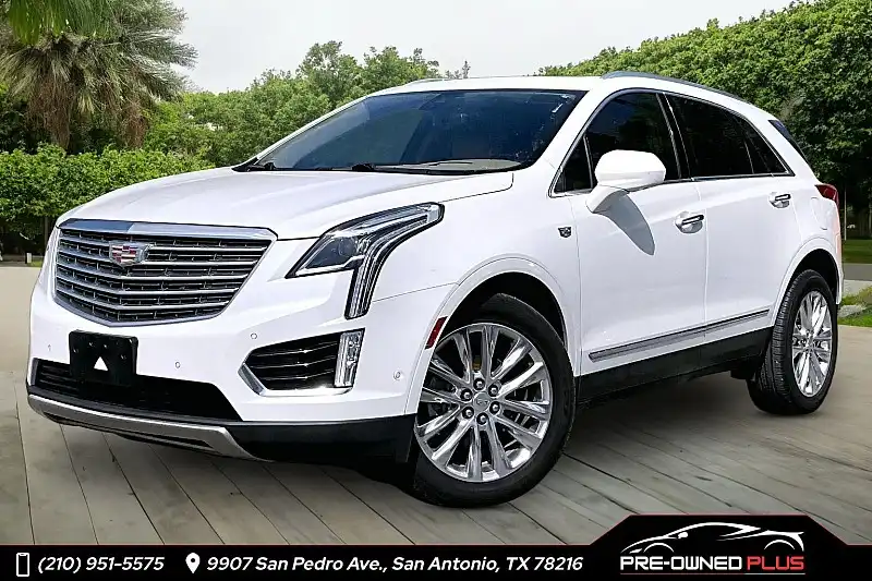 2019 Cadillac XT5 AWD Platinum's photo