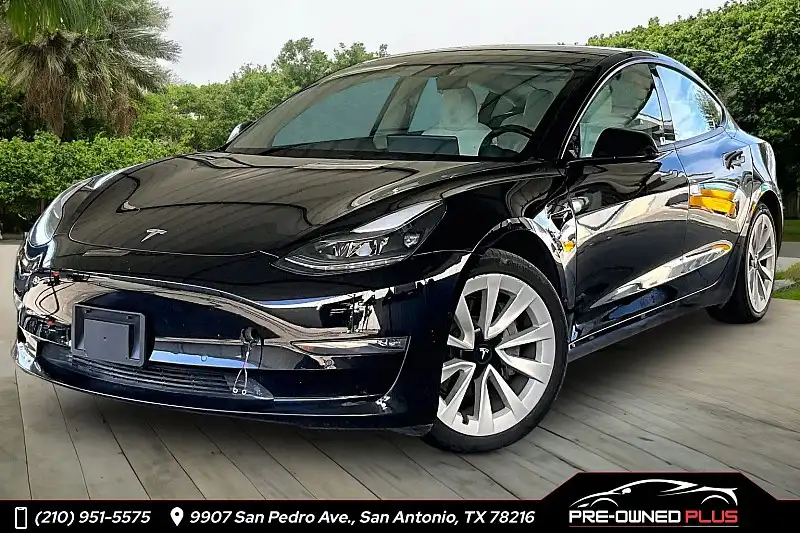 2022 Tesla Model 3 Long Range Dual Motor All-Wheel Drive's photo