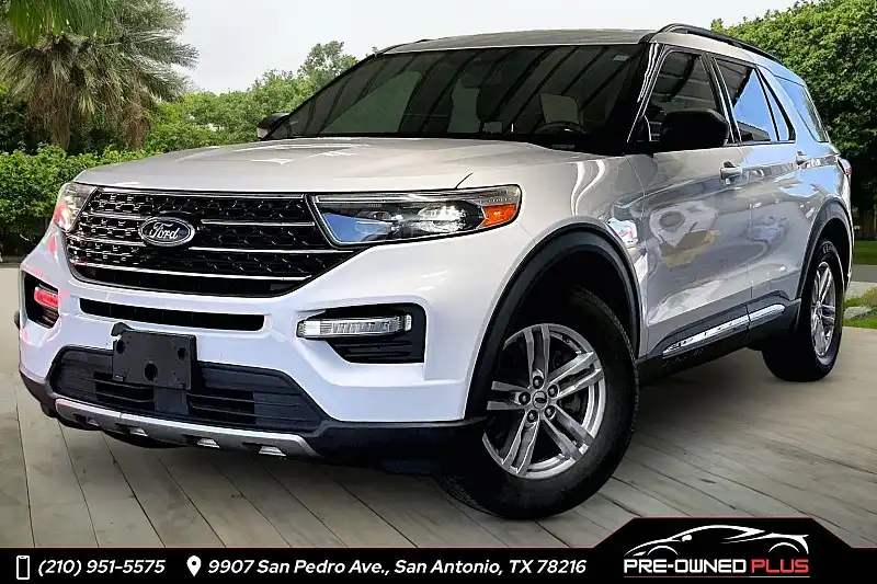 2020 Ford Explorer XLT RWD's photo