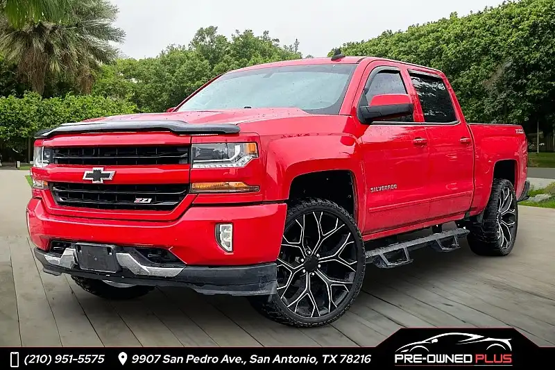 2017 Chevrolet Silverado 1500 LT Z71 4X4 Crew Cab Short Box's photo