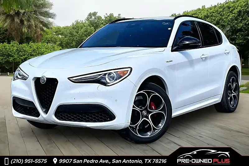 2022 Alfa Romeo Stelvio Ti Veloce AWD's photo
