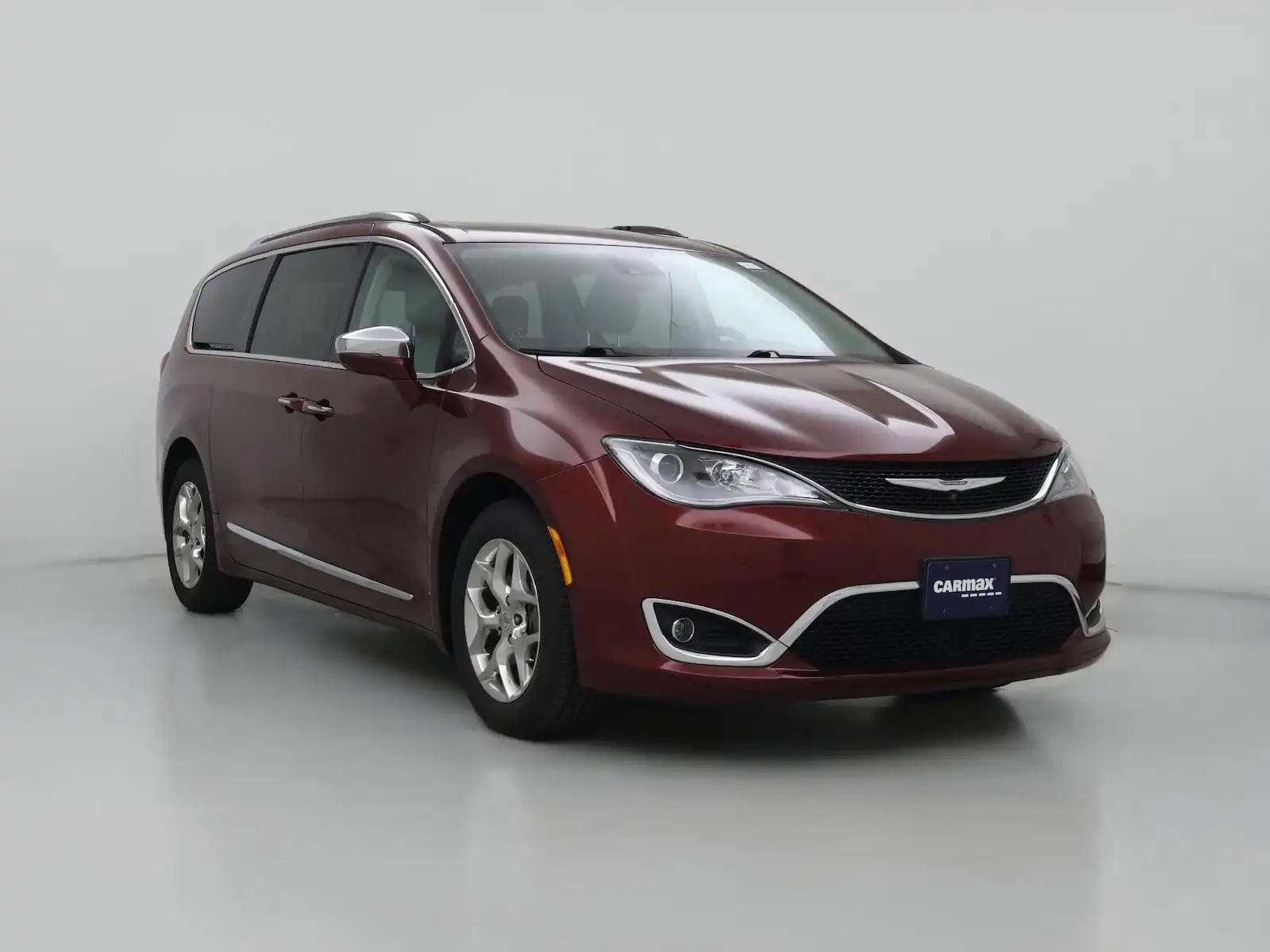 2017 Chrysler Pacifica Limited's photo
