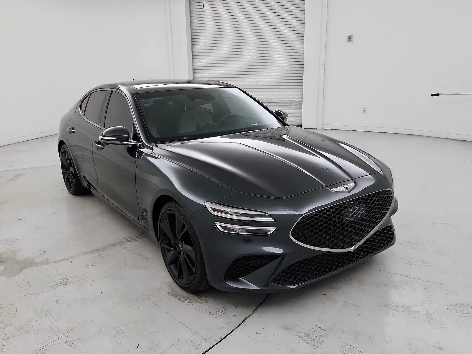 2023 Genesis G70 3.3T Standard's photo