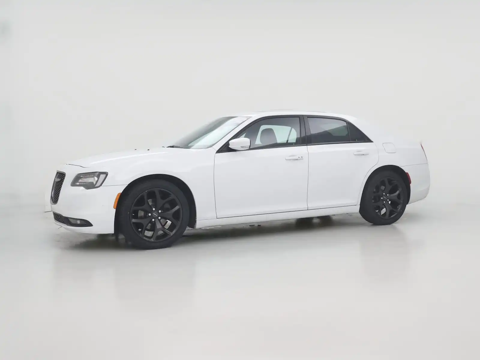 2022 Chrysler 300 S's photo