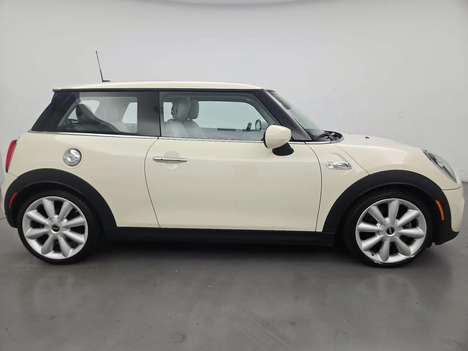 2021 MINI Hardtop Cooper S photo 4