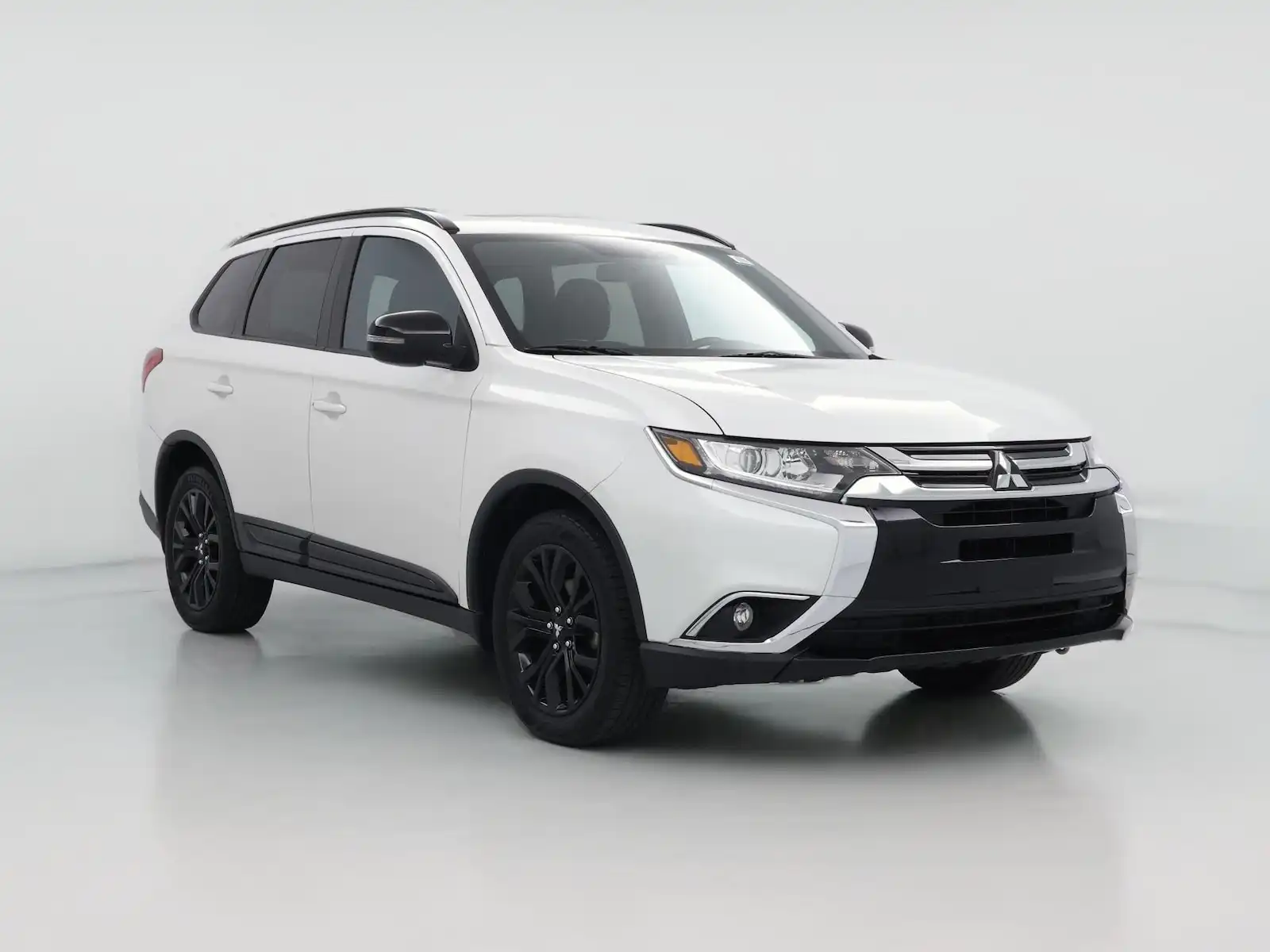 2018 Mitsubishi Outlander LE S-AWC's photo