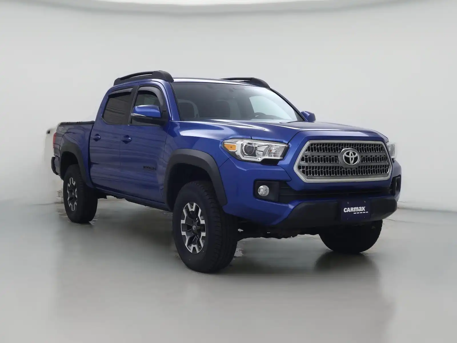 2017 Toyota Tacoma TRD Off-Road Double Cab 4WD V6 Auto Short Bed's photo