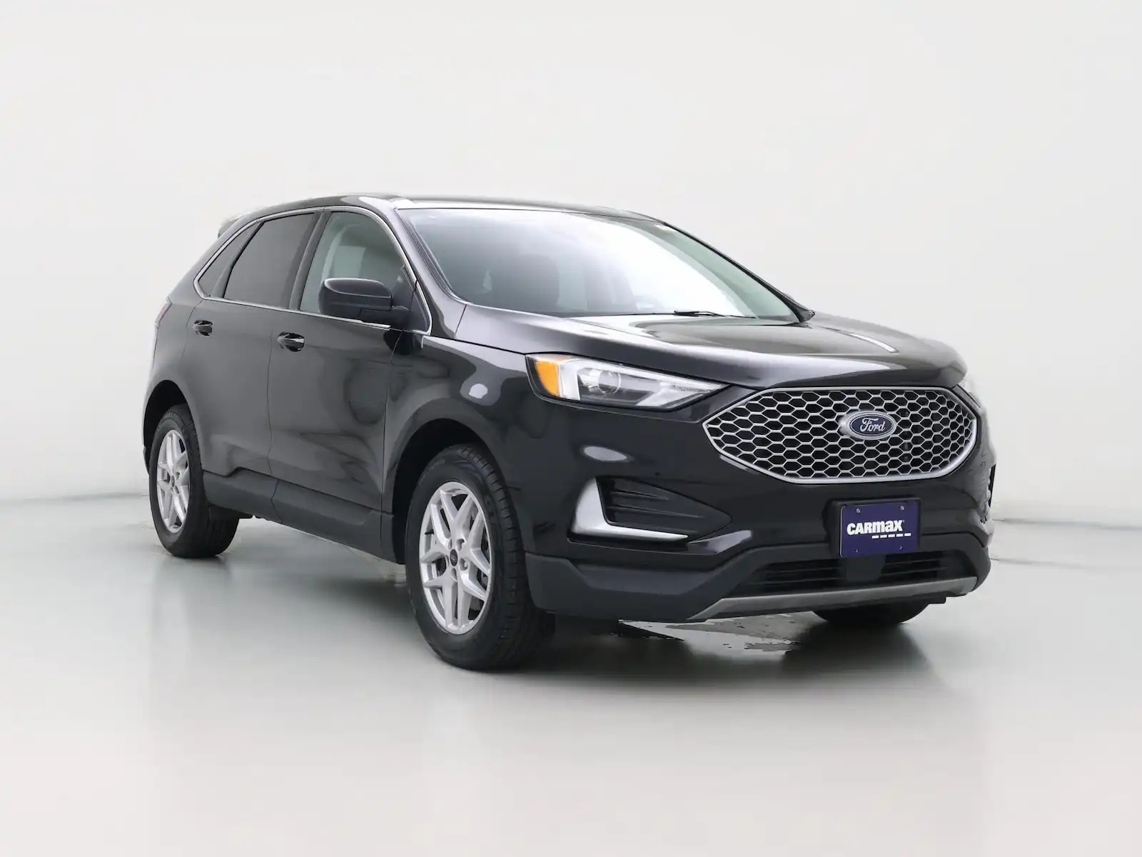 2024 Ford Edge SEL AWD's photo