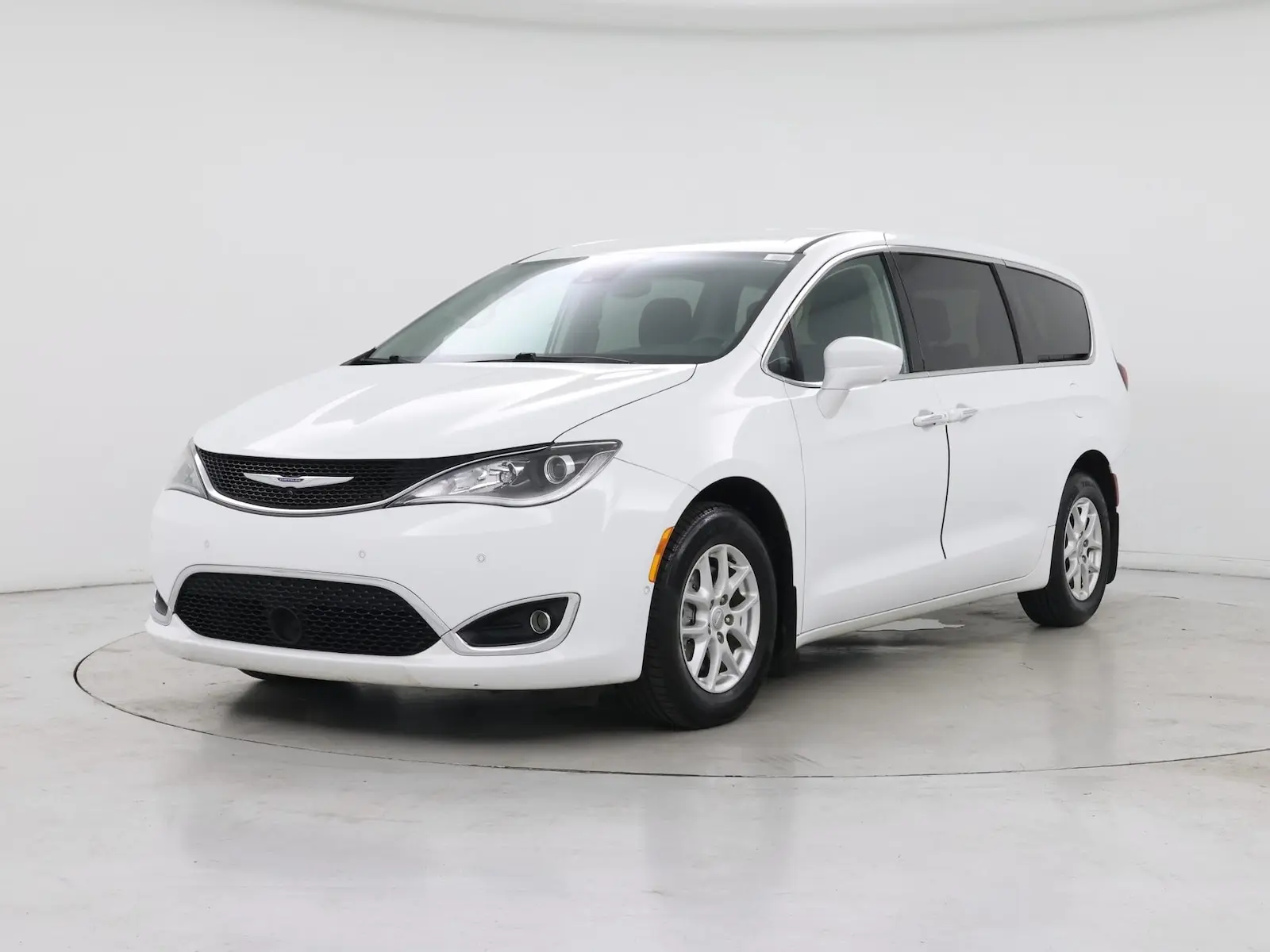 2020 Chrysler Pacifica Touring photo 5