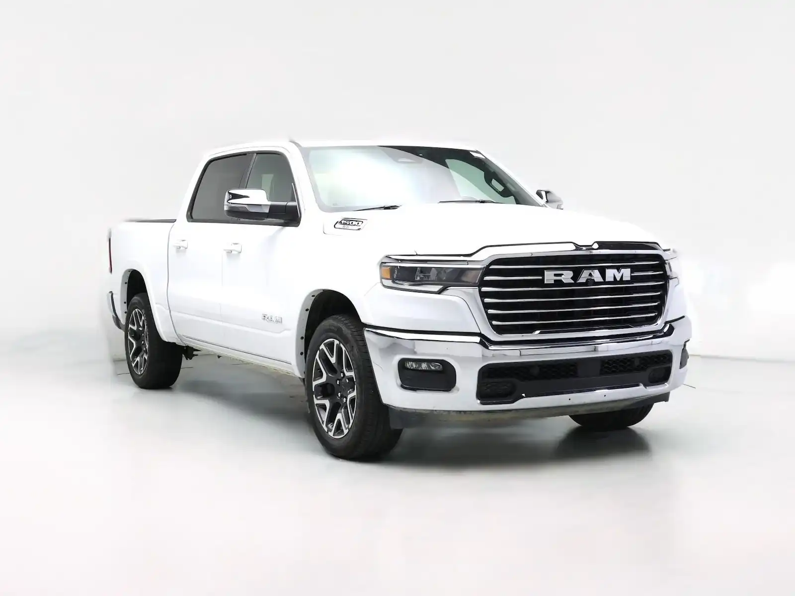 2025 RAM 1500 Laramie 4WD Crew Cab 5'7's photo