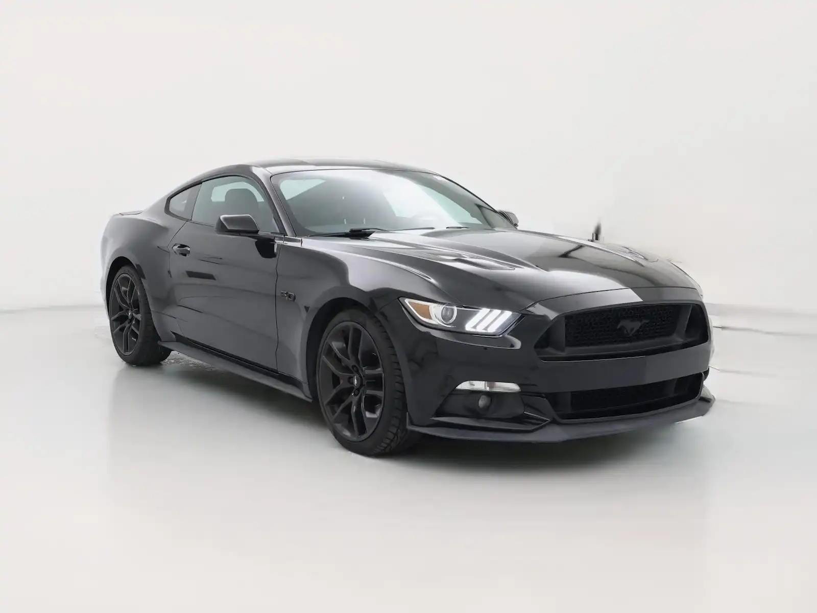 2017 Ford Mustang GT Coupe's photo